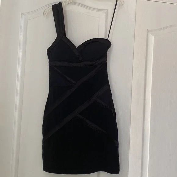 silence and noise black mini dress Sensational Mini Dress Black
